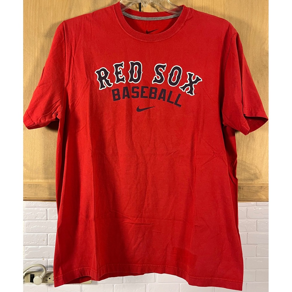 Nike T-Shirt Mens XL Red Boston‎ Red Sox Baseball Graphic Swoosh Short Sleeve